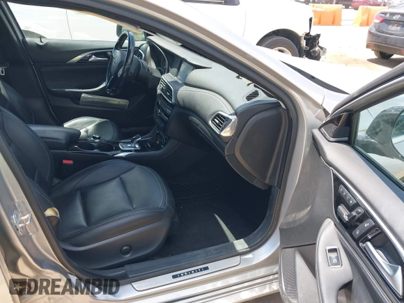 2017 Infiniti QX30 Premium с VIN SJKCH5CP5HA027550, выставлен на аукционе IAAI как лот 42207329 с пробегом 59 858 миль миль и . История ставок и продаж доступна на DreamBid. Изображение 5.