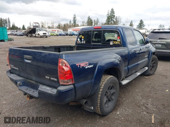 2006 Toyota Tacoma with VIN 5TEUU42N06Z165755, listed as a IAAI auction lot 41619786 with 168,910 mi miles. Bid and sale history available at carsss.com. Image 4.
