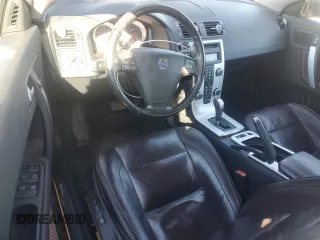 2012 Volvo C70 T5 with VIN YV1672MC3CJ131910, listed as a Copart auction lot 46403165 with 161,270 mi miles and Salvage Title. Bid and sale history available at carsss.com. Image 8.