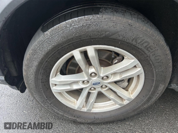 2023 Ford Explorer XLT with VIN 1FMSK8DH3PGB14248, listed as a IAAI auction lot 42842415 with 32,092 mi miles and . Bid and sale history available at DreamBid. Image 13.