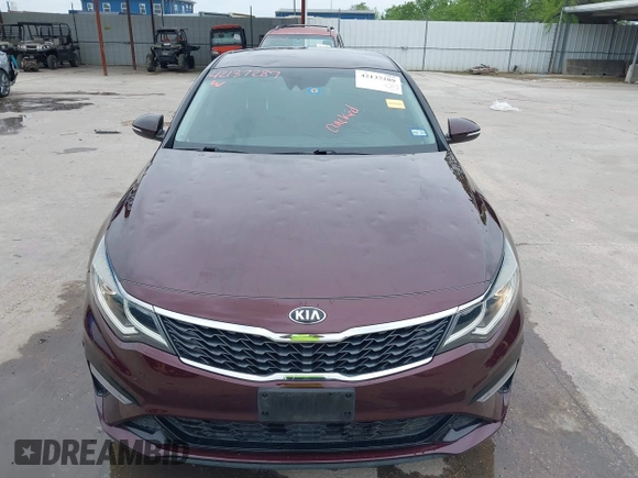 2020 Kia Optima LX z VIN 5XXGT4L37LG402118, wystawiony jako IAAI lot #42137289 z przebiegiem 47 646 mil mil oraz . Historia ofert i sprzedaży dostępna na DreamBid. Obrazek 6.