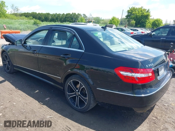 2011 Mercedes-Benz E 350 Luxury с VIN WDDHF8HB6BA430947, выставлен на аукционе IAAI как лот 42378418 с пробегом 89 759 миль миль и . История ставок и продаж доступна на DreamBid. Изображение 3.