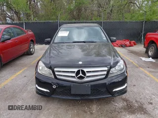 2013 Mercedes-Benz C-Class C 300 Sport with VIN WDDGF8AB5DR259585, listed as a IAAI auction lot 42019712 with 98,718 mi miles. Bid and sale history available at carsss.com. Image 12.
