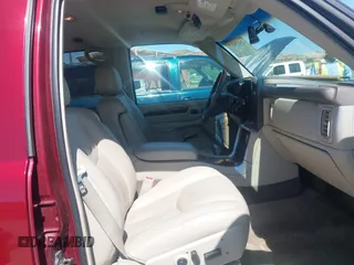 2003 Cadillac Escalade с VIN 1GYEC63T63R223370, выставлен на аукционе IAAI как лот 42475019 с пробегом 130 350 миль миль и . История ставок и продаж доступна на DreamBid. Изображение 5.