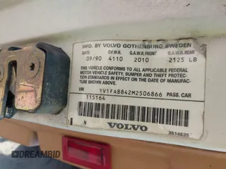 1991 Volvo 740 z VIN YV1FA8842M2506866, wystawiony jako IAAI lot #42076046 z przebiegiem 126 781 mil mil oraz . Historia ofert i sprzedaży dostępna na DreamBid. Obrazek 9.