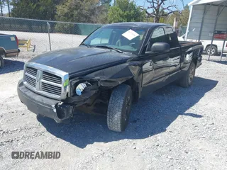 2006 Dodge Dakota SLT with VIN 1D7HE42KX6S714022, listed as a IAAI auction lot 41773416 with 197,196 mi miles and . Bid and sale history available at carsss.com. Image 17.
