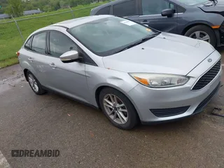 2015 Ford Focus SE с VIN 1FADP3F26FL254588, выставлен на аукционе IAAI как лот 42146381 с пробегом 99 280 миль миль и . История ставок и продаж доступна на DreamBid. Изображение 1.