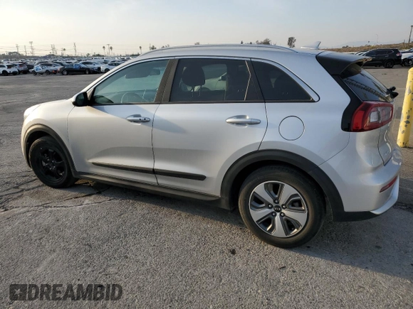 2018 Kia Niro LX with VIN KNDCB3LC8J5207495, listed as a Copart auction lot 43771735 with 81,304 mi miles and Salvage Title. Bid and sale history available at carsss.com. Image 2.