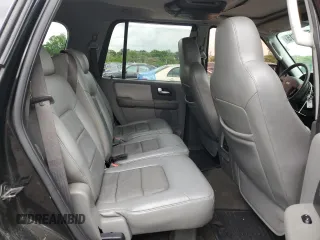 2005 Ford Expedition Special Service z VIN 1FMFU16505LA30009, wystawiony jako Copart lot #55461515 z przebiegiem 229 613 mil mil oraz Szkoda całkowita • Salvage title. Historia ofert i sprzedaży dostępna na DreamBid. Obrazek 11.