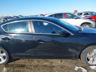2013 Acura ILX Technology with VIN 19VDE1F79DE006835, listed as a IAAI auction lot 41396230 with 193,249 mi miles and . Bid and sale history available at DreamBid. Image 12.