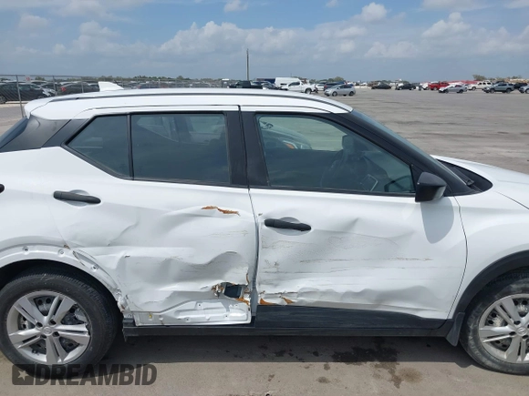 2024 Nissan Kicks S with VIN 3N1CP5BV0RL489288, listed as a IAAI auction lot 41799951 with 13,193 mi miles and . Bid and sale history available at carsss.com. Image 13.