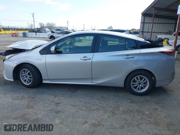 2016 Toyota Prius Two with VIN JTDKBRFU3G3005025, listed as a IAAI auction lot 41893173 with 152,130 mi miles and . Bid and sale history available at DreamBid. Image 14.
