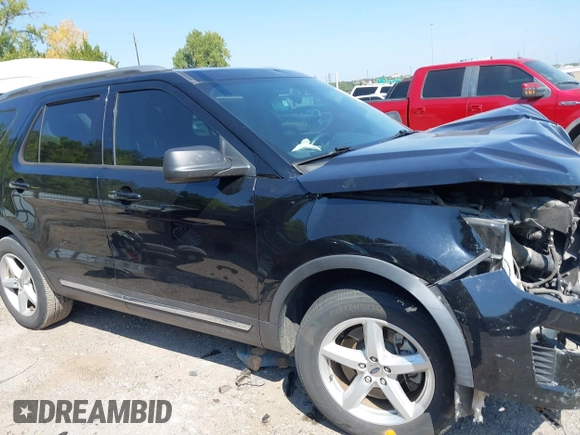 2018 Ford Explorer XLT with VIN 1FM5K7DHXJGC54425, listed as a IAAI auction lot 40332740 with 80,932 mi miles and . Bid and sale history available at DreamBid. Image 13.