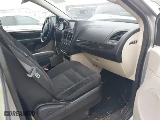 2019 Dodge Grand Caravan SE with VIN 2C4RDGBG2KR547780, listed as a IAAI auction lot 41538829 with 63,667 mi miles. Bid and sale history available at carsss.com. Image 5.