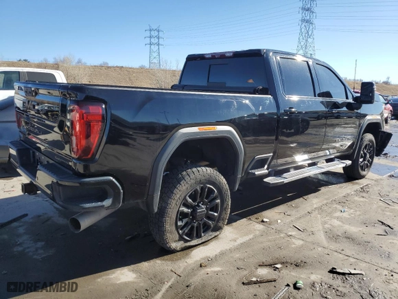 2020 GMC Sierra 2500HD Denali with VIN 1GT49REY1LF205709, listed as a Copart auction lot 45880945 with 44,573 mi miles and Salvage Title. Bid and sale history available at carsss.com. Image 3.