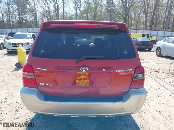 2003 Toyota Highlander with VIN JTEHF21A530120526, listed as a IAAI auction lot 41908513 with 273,718 mi miles. Bid and sale history available at carsss.com. Image 17.