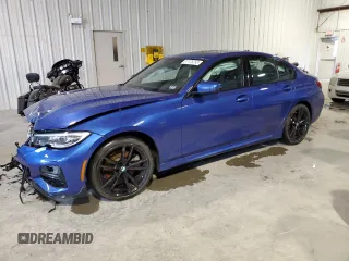 2020 BMW 3 Series 330i xDrive with VIN 3MW5R7J08L8B04066, listed as a Copart auction lot 37176253 with 32,638 mi miles. Bid and sale history available at carsss.com. Image 1.