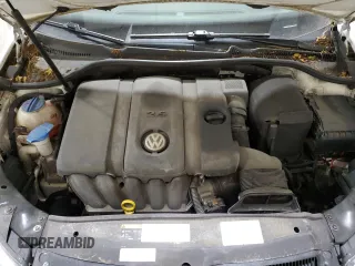 2014 Volkswagen Golf z VIN WVWDB7AJ5EW011768, wystawiony jako Copart lot #60351135 z przebiegiem 75 185 mil mil oraz Szkoda całkowita • Salvage title. Historia ofert i sprzedaży dostępna na DreamBid. Obrazek 11.
