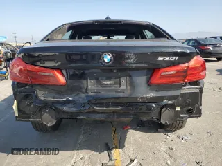 2018 BMW 5 Series 530i with VIN WBAJA5C52JWA36440, listed as a Copart auction lot 63325515 with 8,786 mi miles and Salvage title. Bid and sale history available at DreamBid. Image 6.