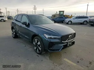 2024 Volvo XC60 Recharge Plug-In Hybrid Ultimate Dark Theme with VIN YV4H60DMXR1743817, listed as a Copart auction lot 81370944 with 5,279 mi miles and Salvage Title. Bid and sale history available at carsss.com. Image 11.