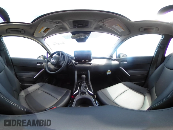 2025 Toyota Corolla Cross XLE with VIN 7MUDAABG4SV132327, listed as a IAAI auction lot 42500170 with 1,011 mi miles and . Bid and sale history available at DreamBid. Image 19.
