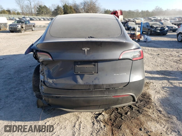 2022 Tesla Model Y Long Range with VIN 7SAYGDEE6NF331851, listed as a Copart auction lot 43600955 with 32,680 mi miles and Salvage Title. Bid and sale history available at DreamBid. Image 6.