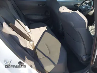 2022 Toyota Corolla Cross LE z VIN 7MUCAABG3NV030906, wystawiony jako IAAI lot #42475640 z przebiegiem 119 135 mil mil oraz . Historia ofert i sprzedaży dostępna na DreamBid. Obrazek 8.