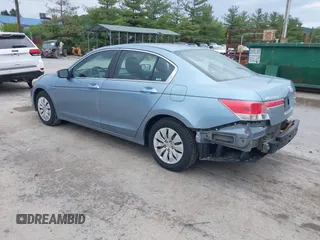 2011 Honda Accord LX z VIN 1HGCP2F30BA041152, wystawiony jako IAAI lot #42340472 z przebiegiem 185 370 mil mil oraz . Historia ofert i sprzedaży dostępna na DreamBid. Obrazek 3.