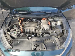 2018 Honda Clarity Plug-In Hybrid Touring with VIN JHMZC5F31JC017384, listed as a Copart auction lot 72557824 with 83,871 mi miles and Salvage Title. Bid and sale history available at carsss.com. Image 12.