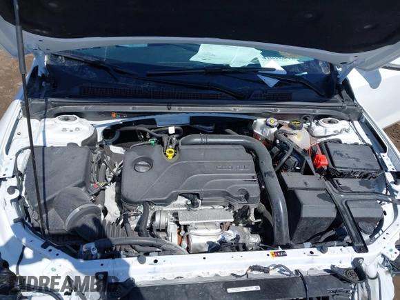 2025 Chevrolet Malibu LT with VIN 1G1ZD5ST6SF110561, listed as a IAAI auction lot 42018492 with 6,999 mi miles and . Bid and sale history available at DreamBid. Image 10.