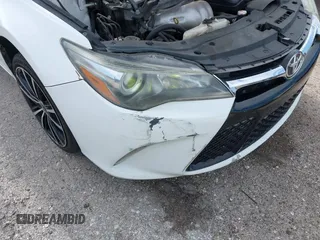 2017 Toyota Camry XLE with VIN 4T1BF1FK5HU344817, listed as a IAAI auction lot 42011843 with 196,326 mi miles. Bid and sale history available at carsss.com. Image 6.
