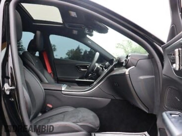 2023 Mercedes-Benz C 43 AMG with VIN W1KAF8HB9PR119XXX, listed as a Copart auction lot 60877345 with 25,882 mi miles and Clean title. Bid and sale history available at DreamBid. Image 5.
