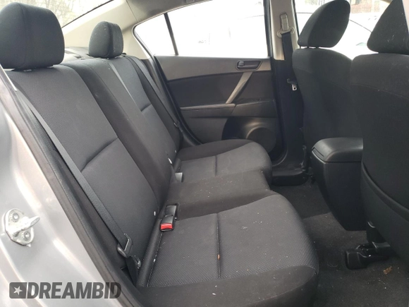 2011 Mazda 3 i Sport with VIN JM1BL1UF9B1454040, listed as a Copart auction lot 46324535 with 118,082 mi miles and Clean Title. Bid and sale history available at DreamBid. Image 10.