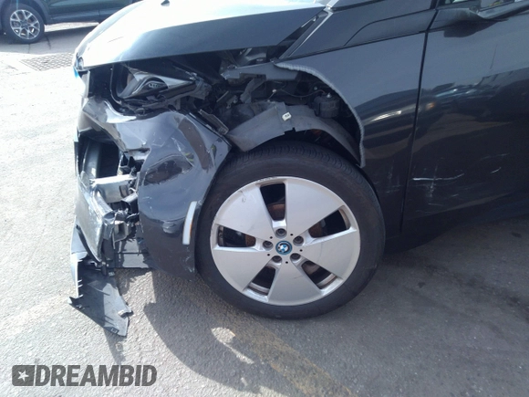 2014 BMW i3 z VIN WBY1Z4C53EV272852, wystawiony jako IAAI lot #40131624 z przebiegiem 38 490 mil mil oraz . Historia ofert i sprzedaży dostępna na DreamBid. Obrazek 6.