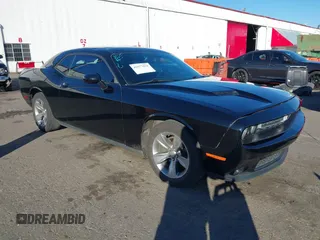 2016 Dodge Challenger SXT z VIN 2C3CDZAG9GH117409, wystawiony jako IAAI lot #41677024 z przebiegiem 158 334 mil mil oraz . Historia ofert i sprzedaży dostępna na DreamBid. Obrazek 1.