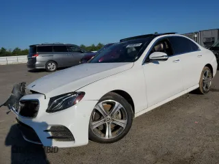 2018 Mercedes-Benz E 300 with VIN WDDZF4JB4JA394651, listed as a Copart auction lot 50367575 with 82,911 mi miles and Salvage title. Bid and sale history available at DreamBid. Image 1.