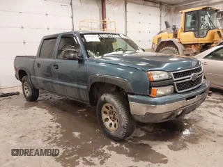 2007 Chevrolet Silverado 1500 LT3 with VIN 2GCEK13Z371100396, listed as a IAAI auction lot 41974792 with 293,525 mi miles and . Bid and sale history available at DreamBid. Image 1.