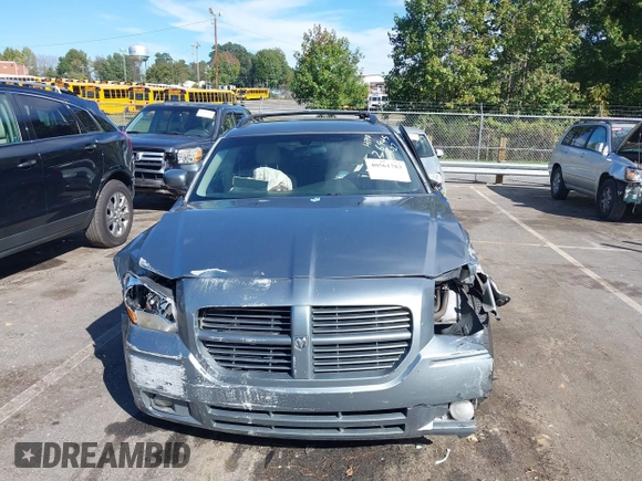 2007 Dodge Magnum R/T with VIN 2D4GV572X7H655828, listed as a IAAI auction lot 40561783 with 166,143 mi miles and . Bid and sale history available at carsss.com. Image 13.