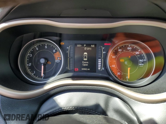 2017 Jeep Cherokee 75th Anniversary Edition z VIN 1C4PJMCB6HW568617, wystawiony jako Copart lot #55607595 z przebiegiem 83 662 mil mil oraz Szkoda całkowita • Salvage title. Historia ofert i sprzedaży dostępna na DreamBid. Obrazek 9.