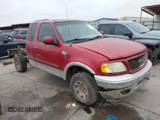 2003 Ford F-150 XL with VIN 2FTPX18LX3CA89961, listed as a IAAI auction lot 41901357 with 199,708 mi miles. Bid and sale history available at carsss.com. Image 1.