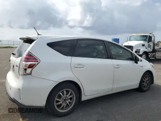 2015 Toyota Prius Two with VIN JTDZN3EU0FJ019558, listed as a Copart auction lot 47077515 with 165,837 mi miles and Clean Title. Bid and sale history available at DreamBid. Image 3.
