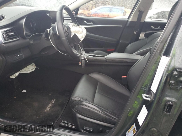 2023 Genesis G70 2.0T with VIN KMTG34TA5PU131043, listed as a Copart auction lot 81897604 with 27,795 mi miles and Non Repairable. Bid and sale history available at DreamBid. Image 7.