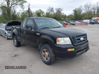 2006 Ford F-150 STX with VIN 1FTRF02286KB61326, listed as a IAAI auction lot 42085410 with 173,132 mi miles. Bid and sale history available at carsss.com. Image 1.