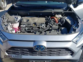 2021 Toyota RAV4 Hybrid XSE with VIN 4T3E6RFV7MU033736, listed as a IAAI auction lot 41640884 with 35,563 mi miles and . Bid and sale history available at DreamBid. Image 10.