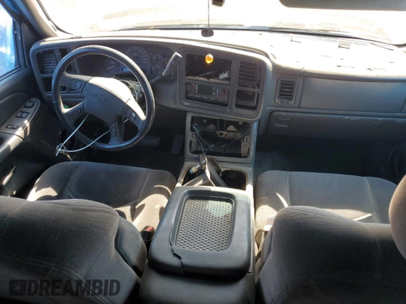 2005 Chevrolet Silverado 1500 LS z VIN 2GCEC19T351242468, wystawiony jako Copart lot #53375425 z przebiegiem 192 994 mil mil oraz Szkoda całkowita • Salvage title. Historia ofert i sprzedaży dostępna na DreamBid. Obrazek 8.