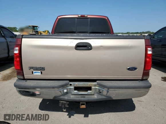 2004 Ford F-250 XL with VIN 1FTNW21P64EC29366, listed as a Copart auction lot 58463945 with 311,778 mi miles and Salvage title. Bid and sale history available at DreamBid. Image 6.