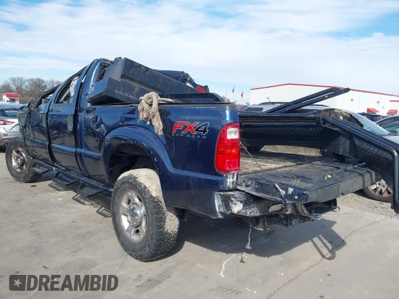 2015 Ford F-250 Lariat z VIN 1FT7W2BT6FEB29937, wystawiony jako IAAI lot #41349166 z przebiegiem 125 518 mil mil oraz . Historia ofert i sprzedaży dostępna na DreamBid. Obrazek 3.