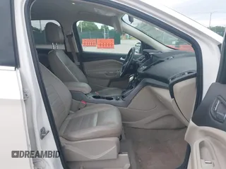 2014 Ford Escape SE with VIN 1FMCU9GX2EUA62133, listed as a IAAI auction lot 42342688 with Not provided miles and . Bid and sale history available at DreamBid. Image 5.