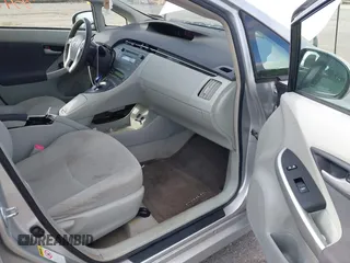 2011 Toyota Prius I z VIN JTDKN3DU5B1368583, wystawiony jako IAAI lot #42303542 z przebiegiem 220 931 mil mil oraz . Historia ofert i sprzedaży dostępna na DreamBid. Obrazek 5.