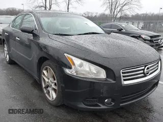 2014 Nissan Maxima S z VIN 1N4AA5AP3EC454555, wystawiony jako IAAI lot #41153666 z przebiegiem 124 550 mil mil oraz . Historia ofert i sprzedaży dostępna na DreamBid. Obrazek 1.